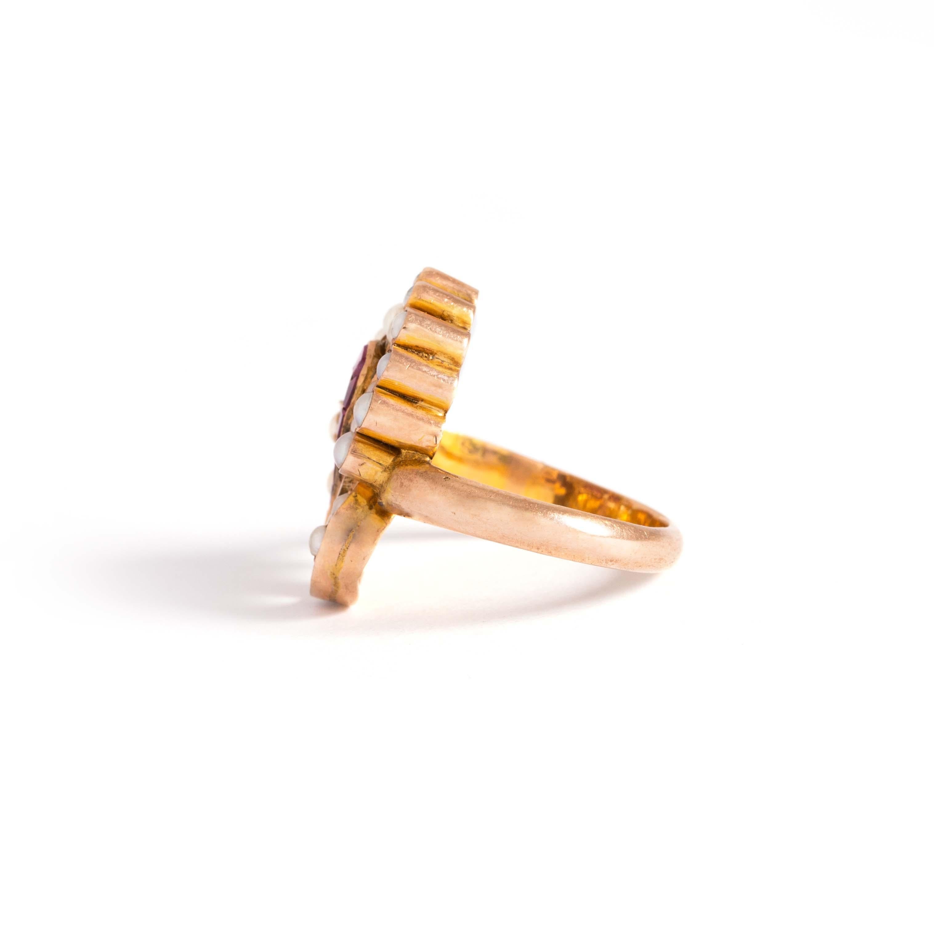 Anglo-Indian Yellow Gold Ring For Sale
