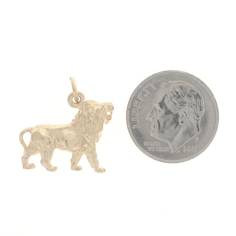 Yellow Gold Roaring Lion Charm - 14k Big Cat King of the Jungle In Excellent Condition For Sale In Greensboro, NC
