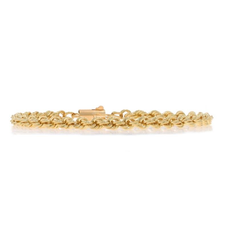 Contenu du métal : Or jaune 14k

Style de chaîne : Corde
Style de bracelet : Chaîne
Type de fermeture : Fermoir tubulaire avec fermoir de sécurité d'un côté

Mesures

Longueur : 7