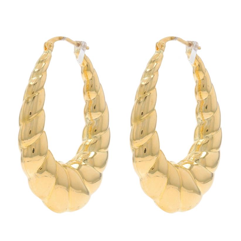 Metal Content: 18k Yellow Gold

Style: Tapered Hoop
Fastening Type: Snap Closures
Theme: Rope Crescent
Features: Hollow Construction for Comfortable, All Day Wear

Measurements

Tall: 31/32
