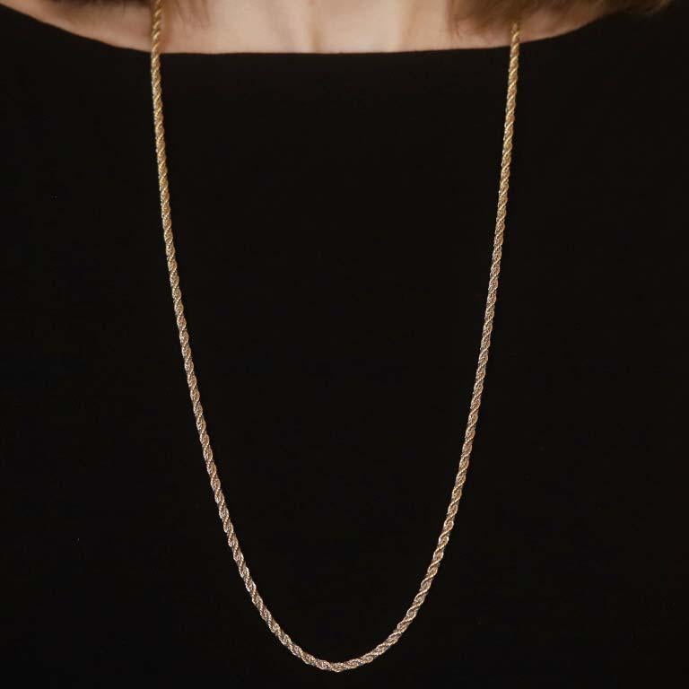Metal Content: 14k Yellow Gold & 14k White Gold

Chain Style: Rope & Prince of Wales
Necklace Style: Fancy Twist Chain
Fastening Type: Tube Box Clasp with One Side Safety Clasp

Measurements

Length: 30