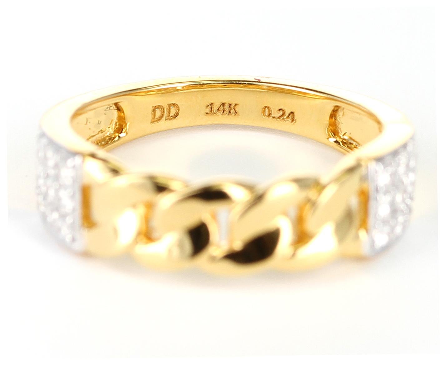 Yellow Gold Rope-Style Ring with Diamonds, 14 Karat In New Condition In New York, NY