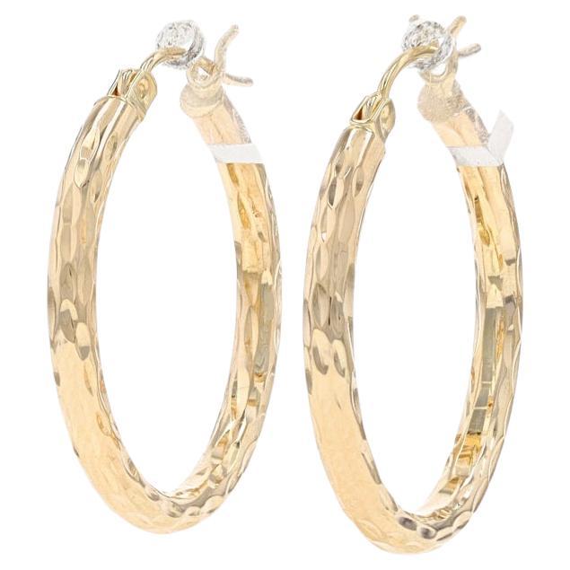Yellow Gold Round Etched Hoop Earrings - 14k Pierced For Sale
