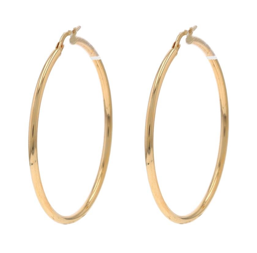 Contenuto del metallo: Oro giallo 14k

Stile: A cerchio
Tipo di chiusura: Chiusura a scatto
Tema: Rotondo

Misure

Altezza: 1 3/4