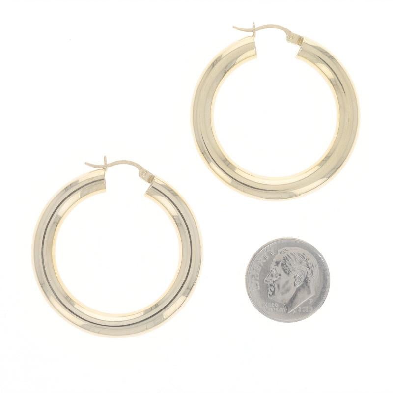 Yellow Gold Round Hoop Earrings - 14k Pierced In Excellent Condition For Sale In Greensboro, NC