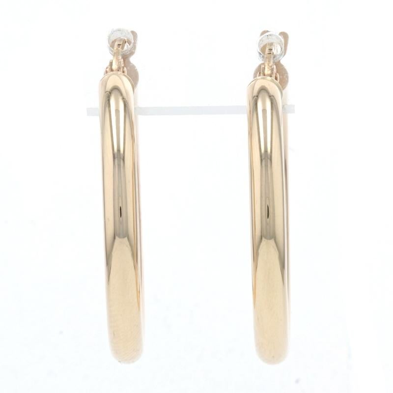 Metall Inhalt: 14k Gelbgold  

Stil: Hoop 
Verschlusstyp: Schnappverschlüsse 

Abmessungen: 
Höhe: 1 3/32