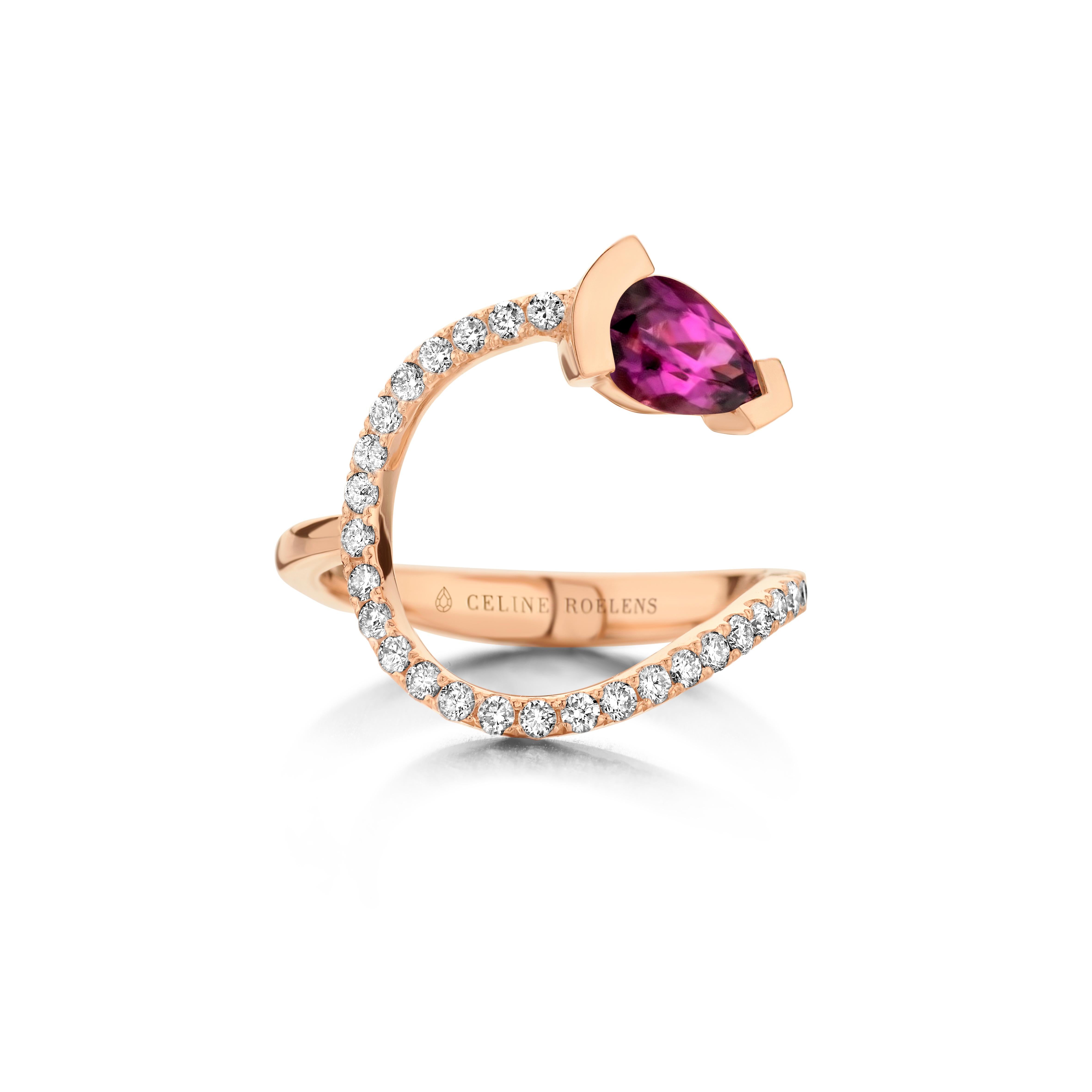 ADELINE curved ring in 18Kt yellow gold set with a pear shaped Royal purple garnet and 0,33 Ct of white brilliant cut diamonds - VS F quality.