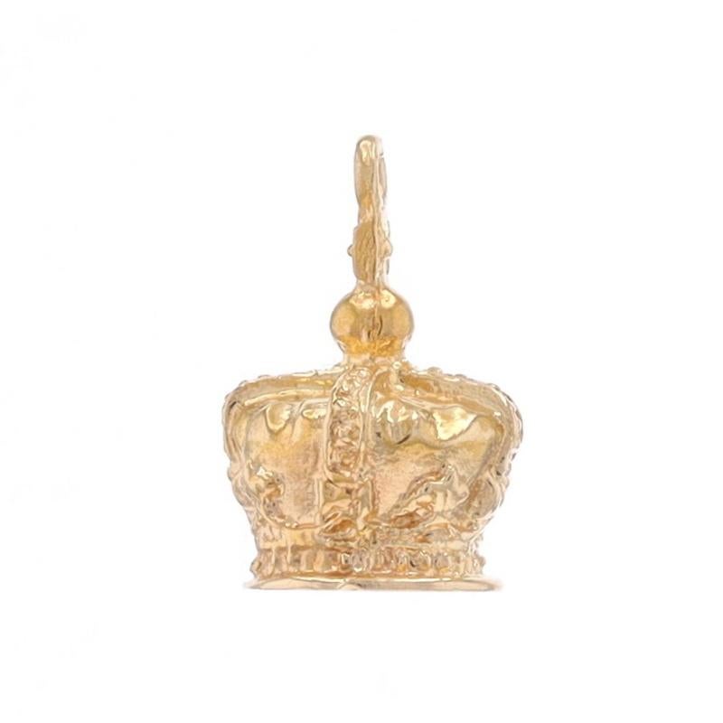 Metal Content: 9k Yellow Gold

Theme: Royal Regal Crown, Royality

Measurements

Tall (from stationary bail): 19/32