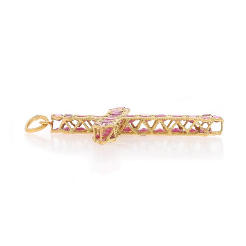 Colgante Cruz Brotada Rubí Oro Amarillo 18k Redondo Fe Corte redondo en venta