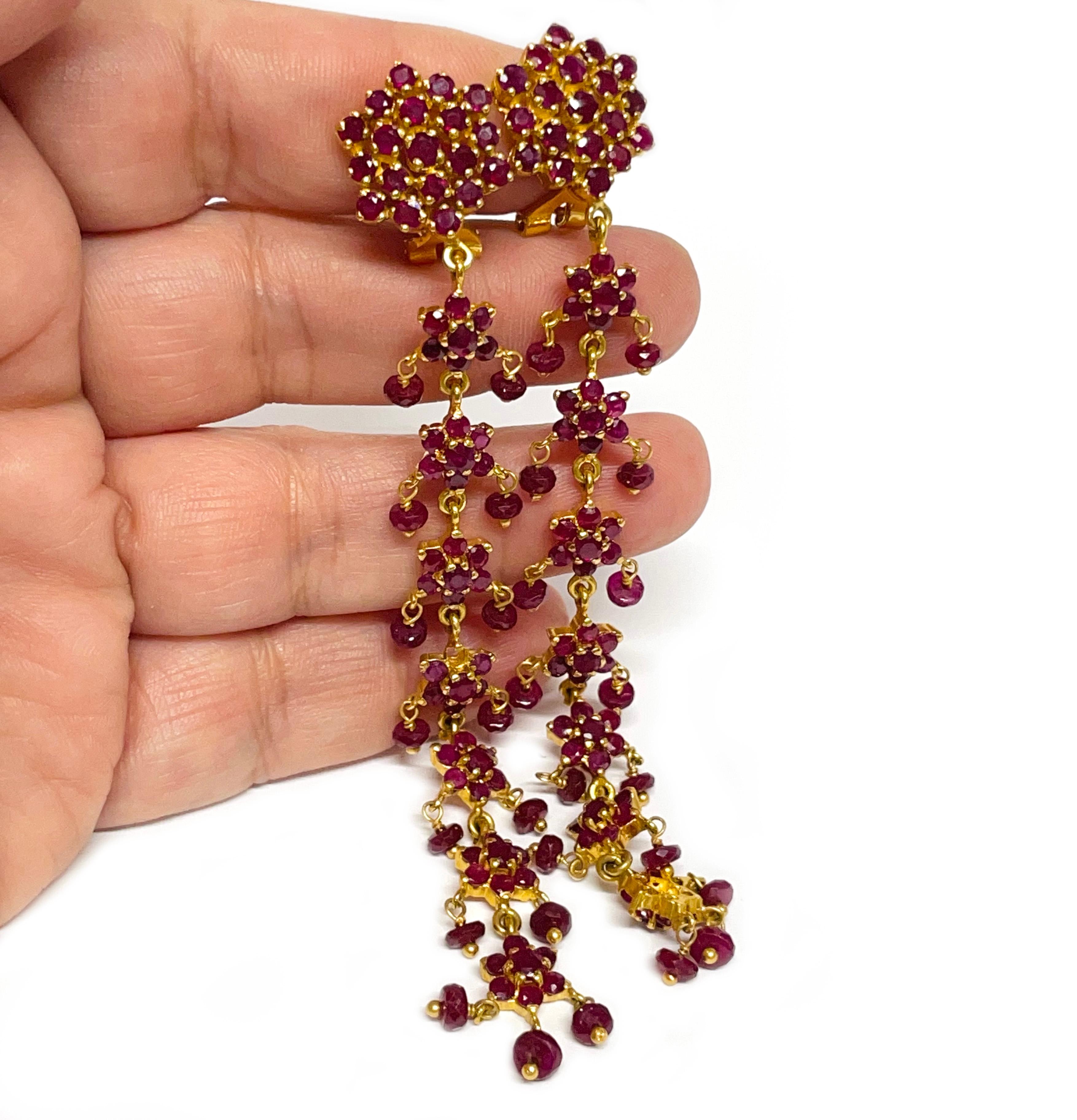 Yellow Gold Ruby Clip-On Dangle Earrings In Good Condition For Sale In Palm Desert, CA