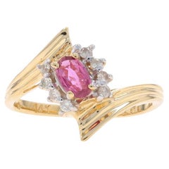Anillo Bypass de Oro Amarillo con Diamante Rubí - 14k Oval 0.43ctw