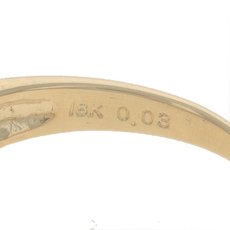 Anneau en or jaune avec rubis et diamants - Bague ronde en or jaune 18k de 0,39ctw en vente 2