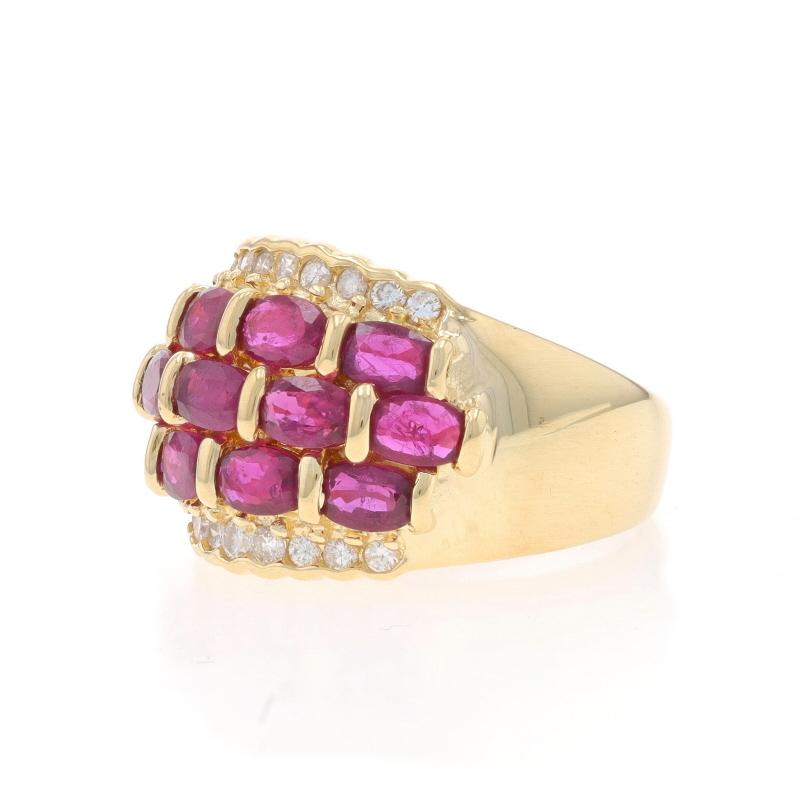Yellow Gold Ruby & Diamond Cluster Cocktail Band - 14k Oval 4.91ctw Scallop Ring In Excellent Condition For Sale In Greensboro, NC