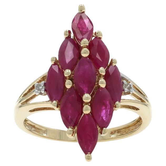 Bague cocktail en or jaune avec rubis et diamant - 10k Marquise 2.72ctw