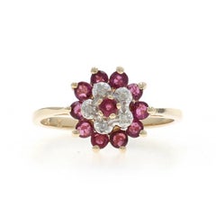 Gelbgold Rubin Diamant Cluster Halo Ring - 10k Runde .49ctw Floral