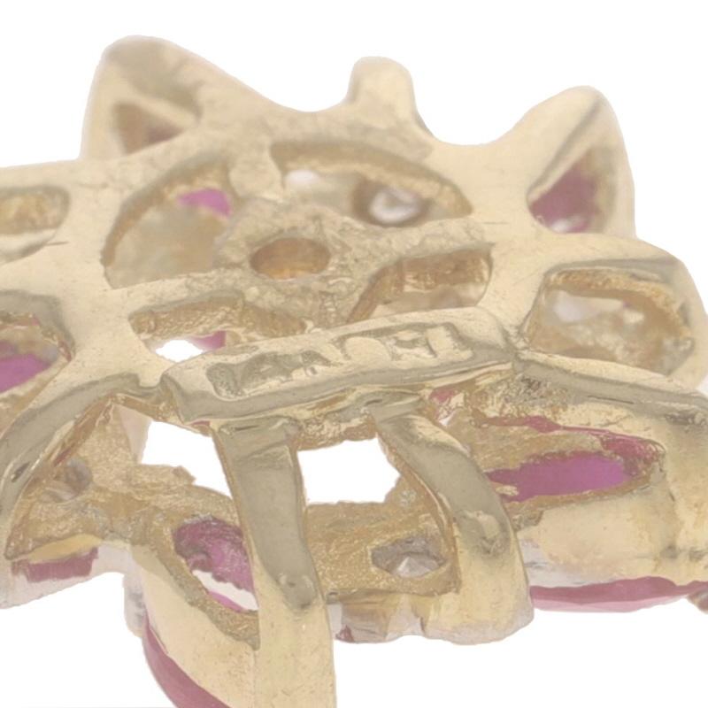 Orecchini con diamanti e rubini in oro giallo 14k Marq .36ctw in vendita 1