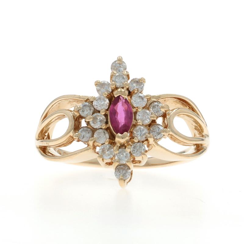 Größe: 6 3/4
Gebühr für Größenanpassung: Up 1 1/2 Größen für $40 oder Down 1 Größe für $40

Metallgehalt: 14k Gelbgold

Informationen zu Stein

Natürlicher Rubin
Behandlung: Heizung
Karat(e): .35ct
Schliff: Marquise

Natürliche Diamanten
Karat(e):