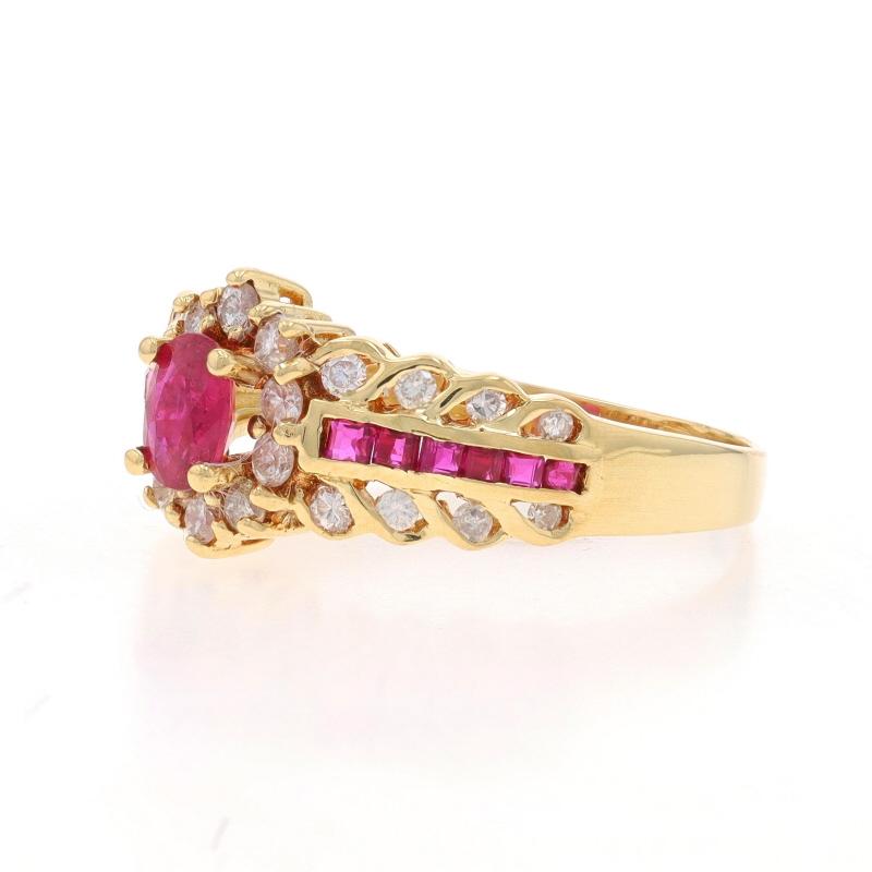 Yellow Gold Ruby & Diamond Halo Ring - 14k Oval 1.24ctw Scallop In Excellent Condition For Sale In Greensboro, NC
