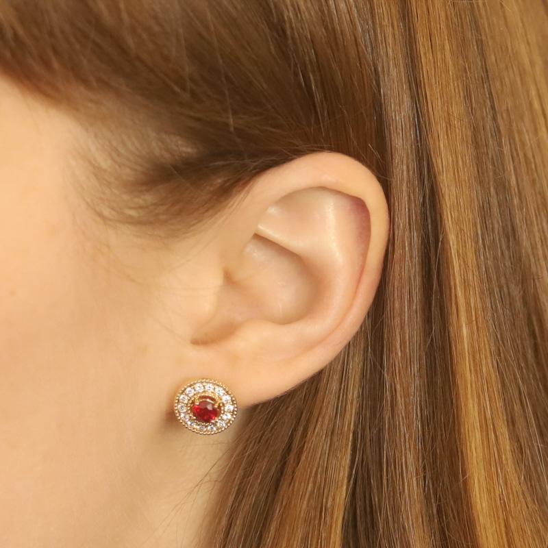 Taglio rotondo Orecchini a perno in oro giallo con diamante e rubino - 14k Round 1.44ctw Pierced in vendita