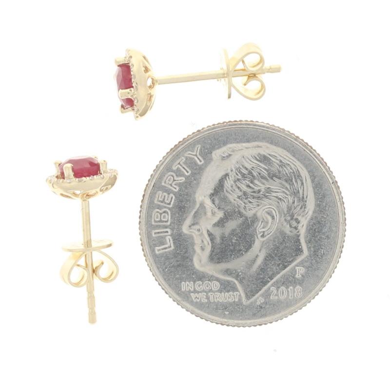 Donna Orecchini a lobo in oro giallo con rubino e diamante - 14k Round .70ctw Pierced in vendita