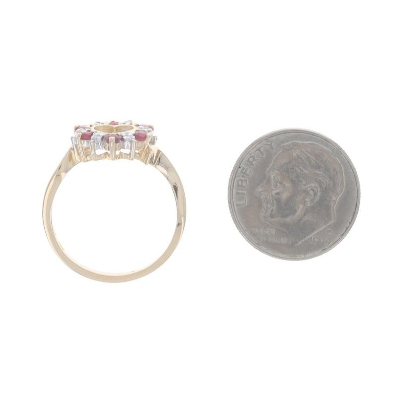 Bague en or jaune rubis diamant cœur - 14k Round .33ctw Love Wreath en vente 1