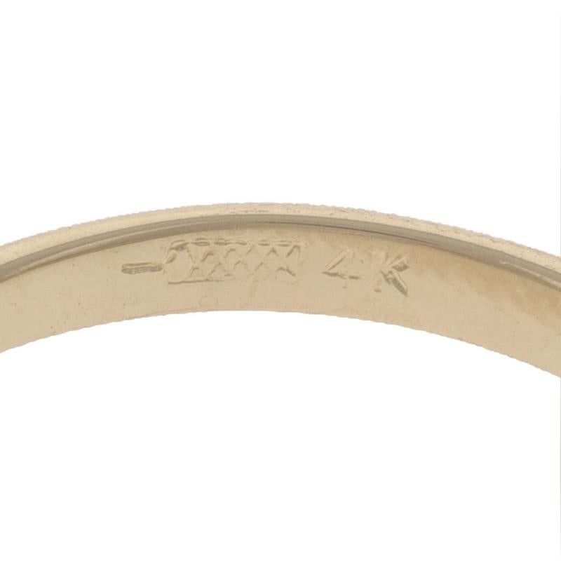 Bague en or jaune avec rubis et diamant - 14k Oval 0.74ctw en vente 2