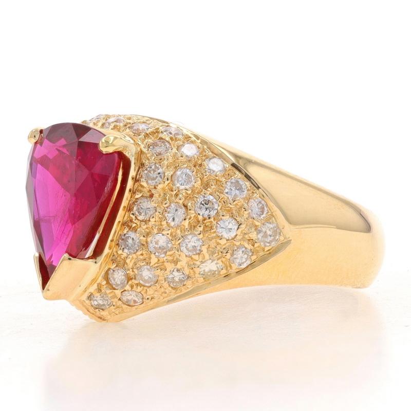 Pear Cut Yellow Gold Ruby & Diamond Ring - 18k Pear 3.72ctw GIA For Sale