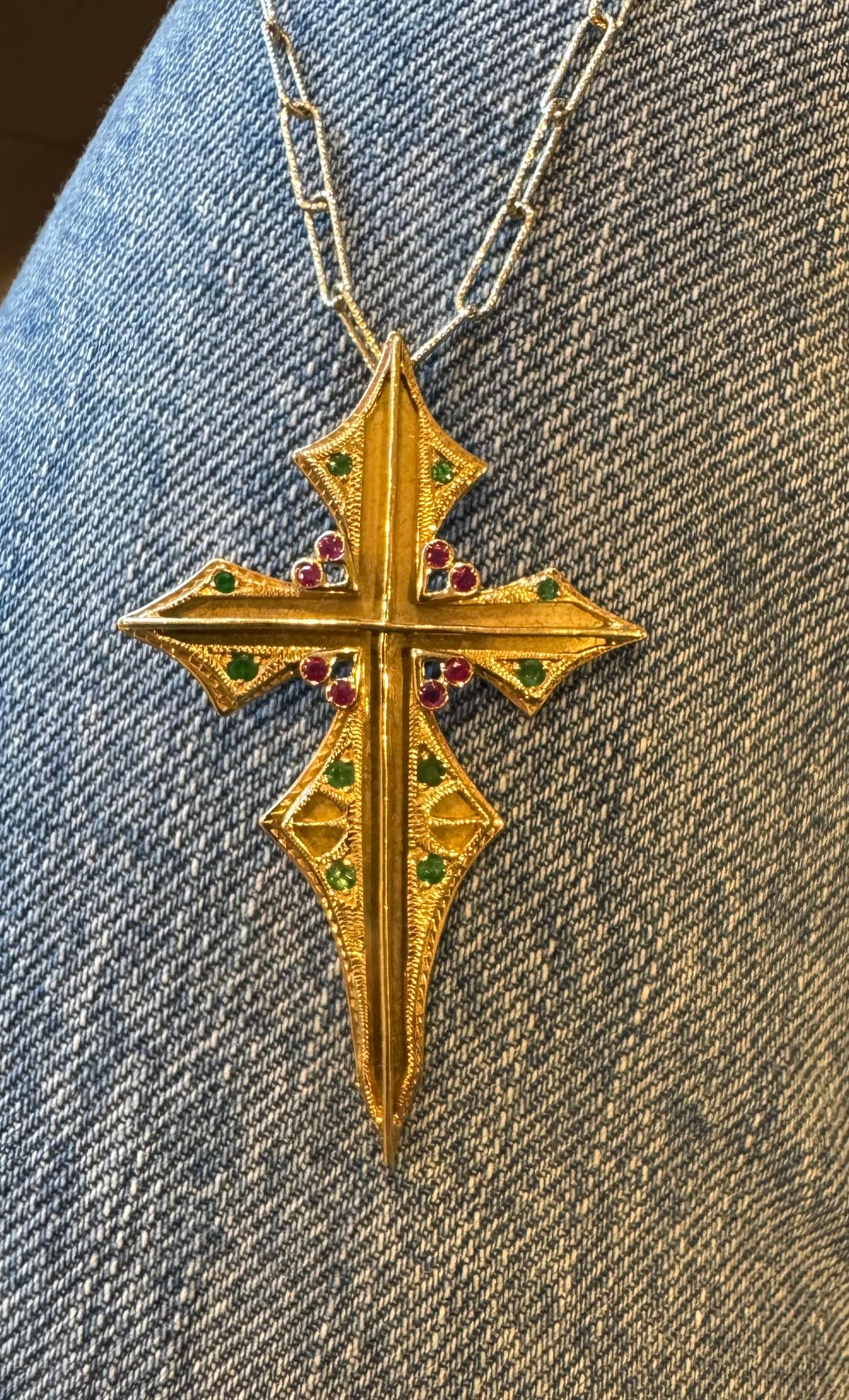 Yellow Gold Ruby & Emerald Cross Pendant Necklace In New Condition For Sale In Studio City, CA