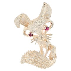 Yellow Gold Ruby Fox Brooch, 14 Karat Round Cut .18 Carat Woodland Animal Pin