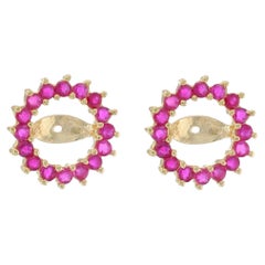 Boucles d'oreilles en or jaune ornées d'un halo de rubis - 14k Round .96ctw Round Stud Jackets