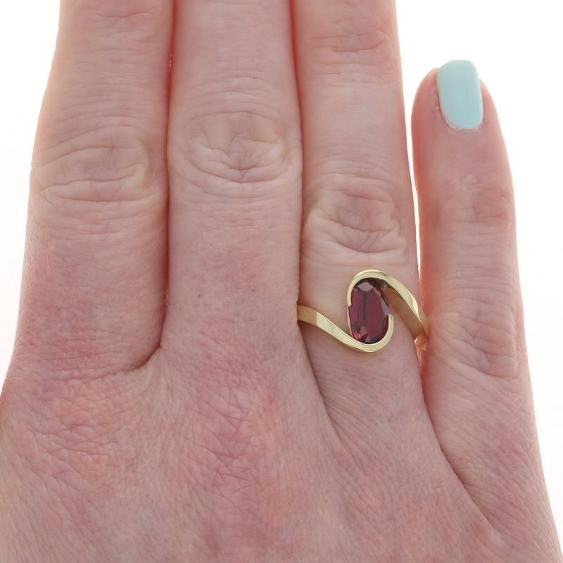 Oval Cut Yellow Gold Ruby Solitaire Bypass Ring - 18k Oval 1.98ct GIA No Heat For Sale