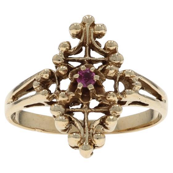 Yellow Gold Ruby Vintage Solitaire Ring - 14k Round Scrollwork For Sale