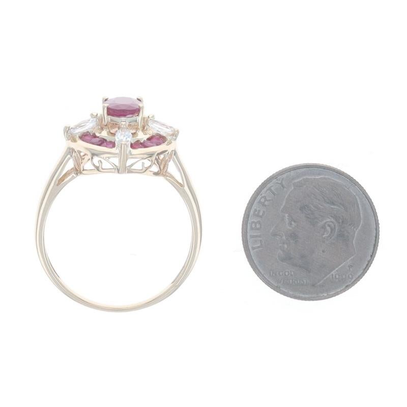 Anello aureola in oro giallo con rubino e zaffiro bianco 14k Ovale 2,66ctw in vendita 1