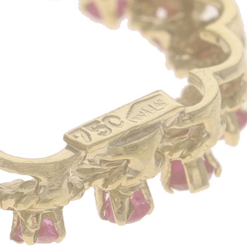 Yellow Gold Ruby Wreath Brooch - 18k Round .98ctw Circle Pin In Excellent Condition For Sale In Greensboro, NC