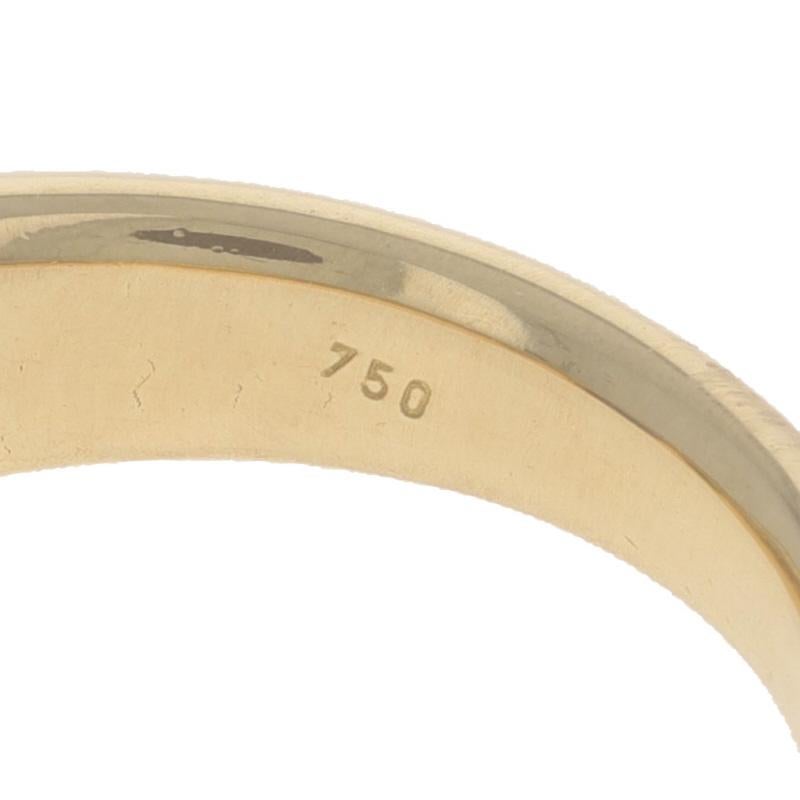 Anneau en or jaune saphir diamant - 18k Oval .90ctw Three-Stone Ring en vente 2
