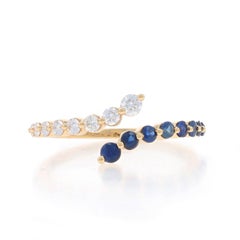 Bypass-Ring aus Gelbgold mit Saphir und Diamant - 14k runder .56ctw Ring