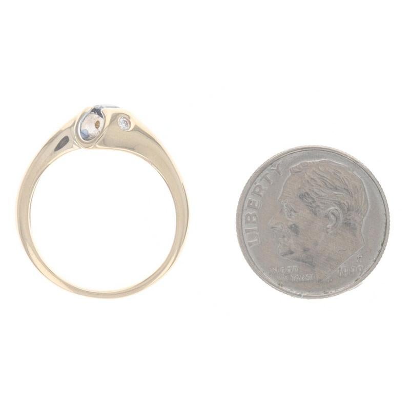 Bague en or jaune saphir diamant bypass - 14k Round .23ctw en vente 1