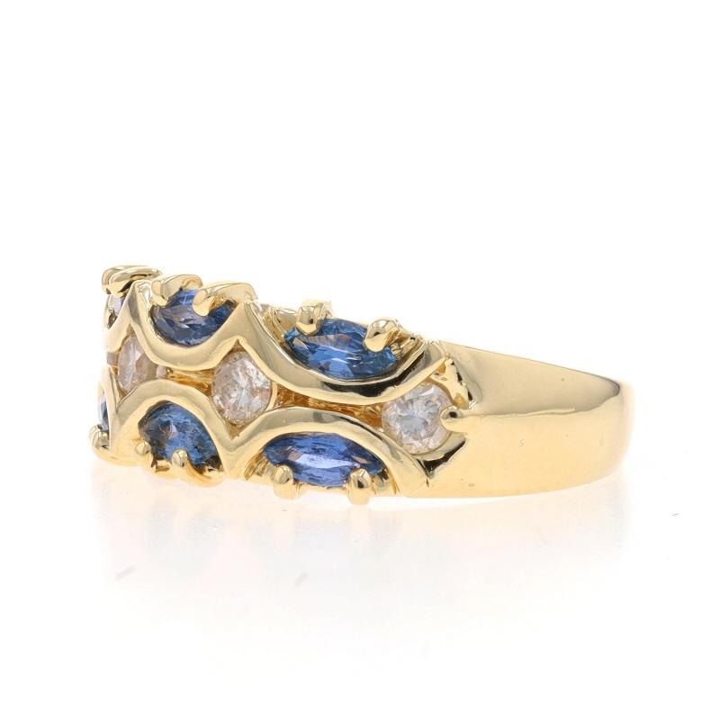 Yellow Gold Sapphire & Diamond Cluster Band - 10k Marquise 1.02ctw Scallop Ring In Excellent Condition For Sale In Greensboro, NC