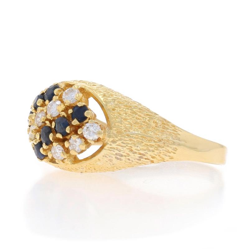 Bague cocktail en or jaune avec saphir et diamant - 18k Round .70ctw Excellent état - En vente à Greensboro, NC