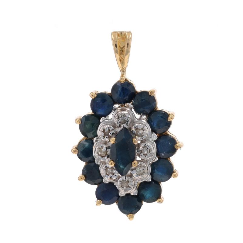 Metallgehalt: 14k Gelbgold & 14k Weißgold

Informationen zu Stein

Natürliche Saphire
Behandlung: Heizung
Karat(e): 2.15ctw
Schliff: Marquise & Rund
Farbe: Blau

Natürliche Diamanten
Karat(e): .04ctw
Schnitt: Einfach
Farbe: H - I
Klarheit: I1 -