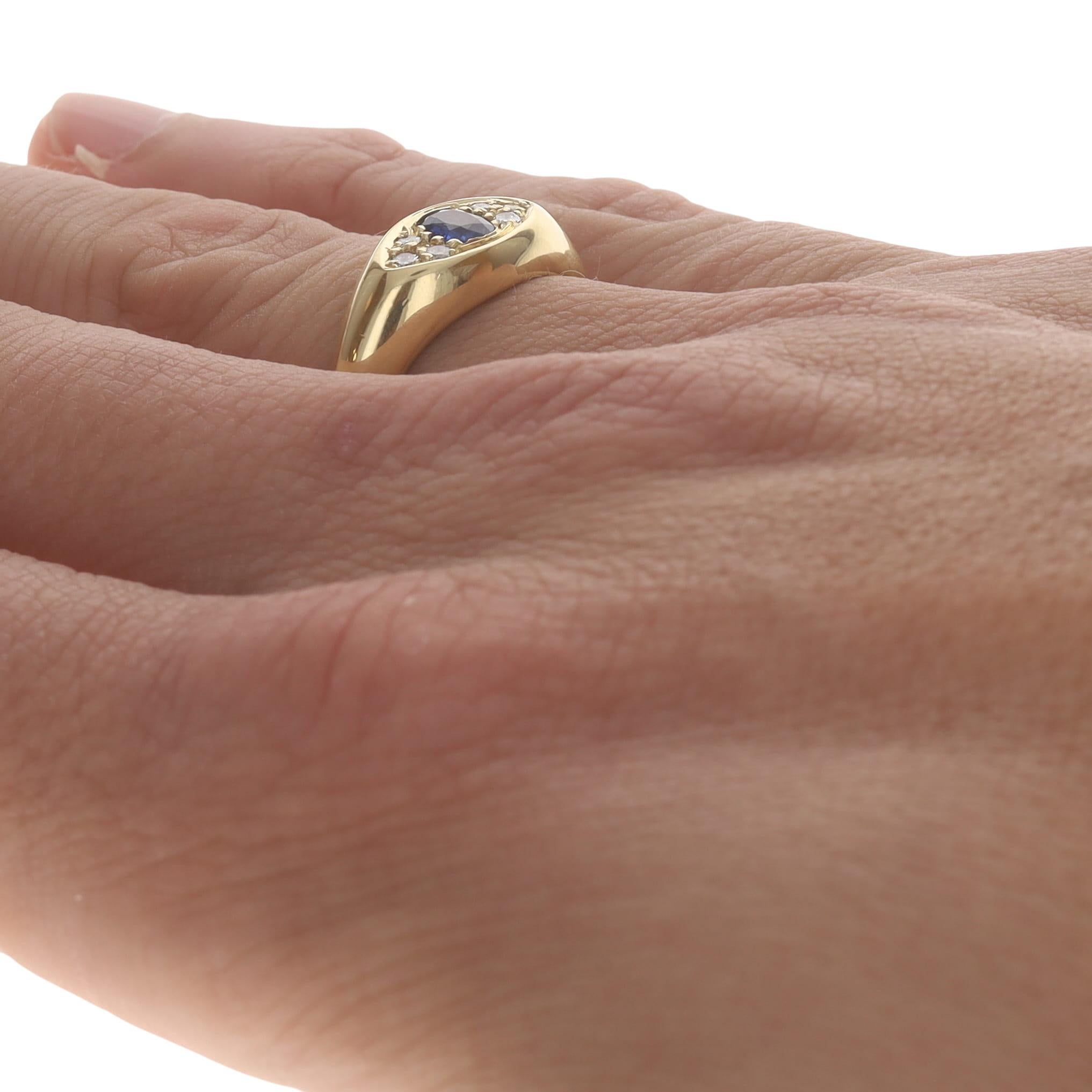 Donna Anello da uomo in oro giallo con zaffiro e diamante - 18k Oval .50ctw in vendita