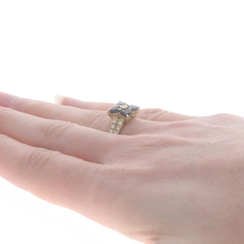 Donna Anello con fiore di zaffiro e diamante in oro giallo - Cuore 14k 1,21ctw Cluster in vendita