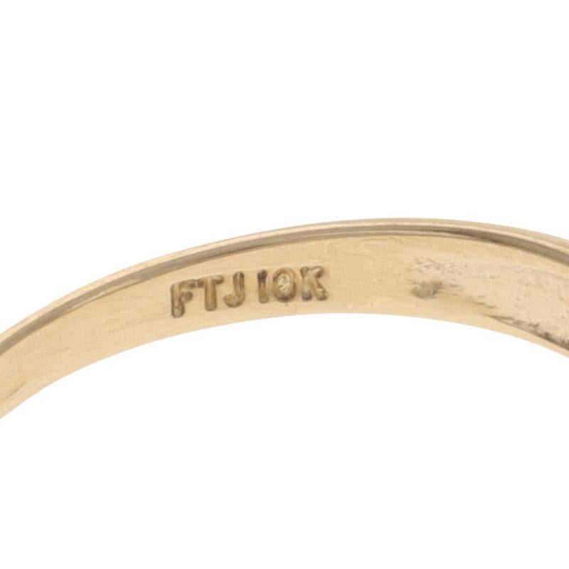 Bague en or jaune saphir diamant Halo Bypass - 10k Marquise .41ctw en vente 2