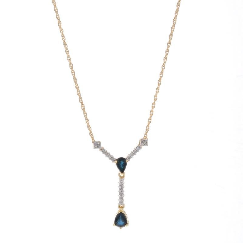 Contenuto metallico: Oro giallo 14k e oro bianco 14k

Informazioni su A. Stone

Zaffiri naturali
Trattamento: Riscaldamento
Carati: 1,25ctw
Taglio: Pera
Colore: blu

Diamanti naturali
Carati: .22ctw
Taglio: Rotondo brillante
Colore: H. H. -