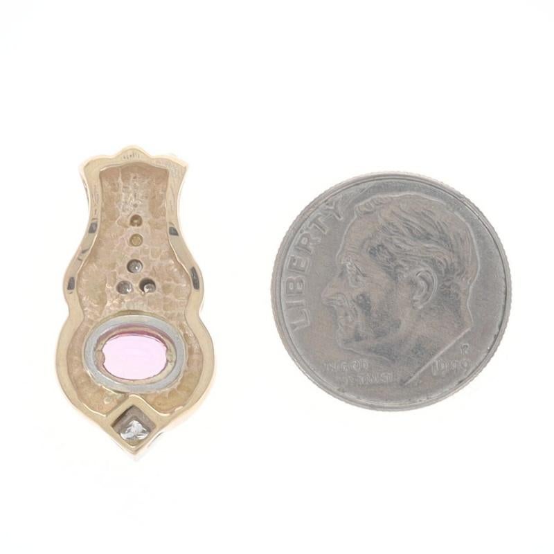 Pendentif en or jaune saphir diamant - 14k Oval .70ctw Excellent état - En vente à Greensboro, NC