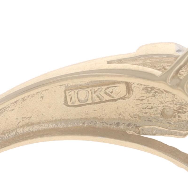 Anello in oro giallo con zaffiro e diamante 10k Ovale 1.30ctw in vendita 2