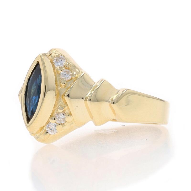 Taille Marquise Bague en or jaune saphir diamant - 14k Marquise 0.6ctw en vente