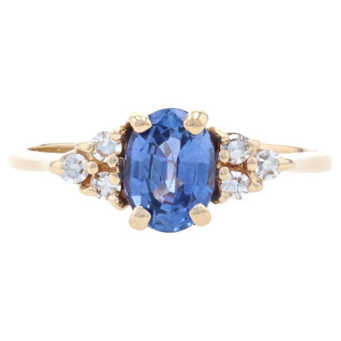 Yellow Gold Sapphire & Diamond Ring - 14k Oval Cut 1.06ctw For Sale