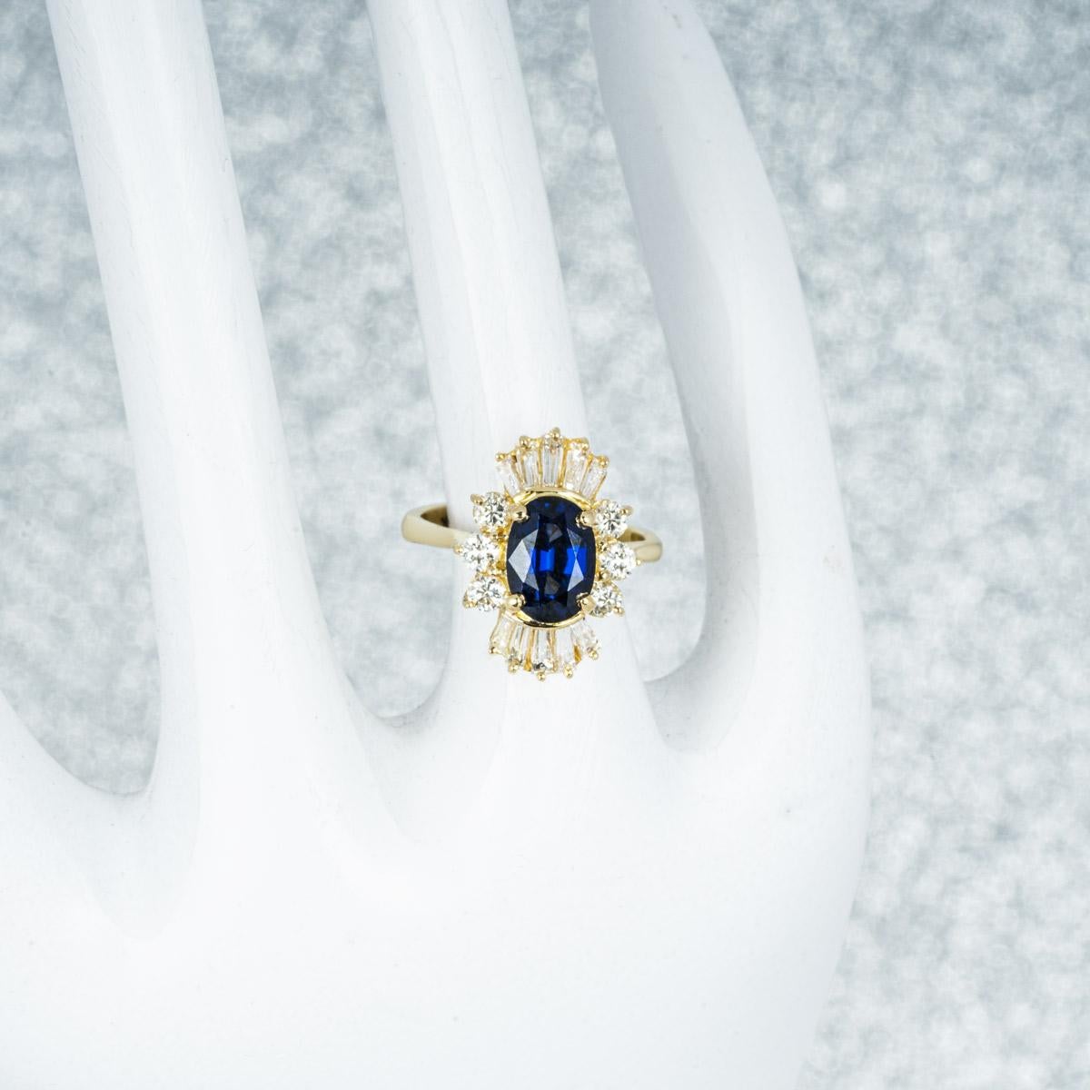 Women's Yellow Gold Sapphire & Diamond Ring For Sale