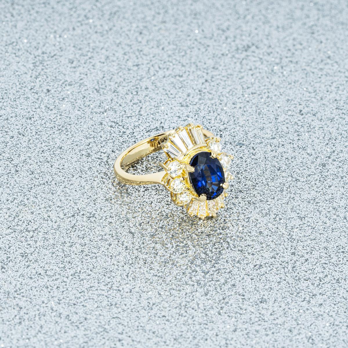 Yellow Gold Sapphire & Diamond Ring For Sale 1